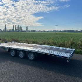 Foto inzerátu Přívěs na auta Martz UNIDECK 550 3500kg překl. výplň, kola R13, lomený
