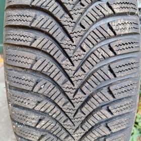Prodej zánovních zimních pneumatik Hankook / 19599446