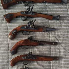 Repliky starožitných zbraní / 19599505