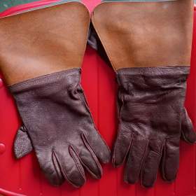 Foto inzerátu Prodám starou helmu hřibek