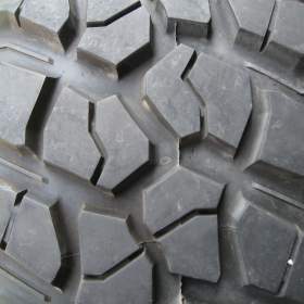 Fotka k inzerátu PRODÁM TERÉNNÍ PNEU 255/75R17 BFGOODRICH KM2 111Q 2x / 19258036