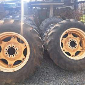 Foto inzerátu Zetor 7711. tunis dovozove tp a díly.