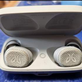 Foto inzerátu Bezdrátová sluchátka Jaybird Vista 2