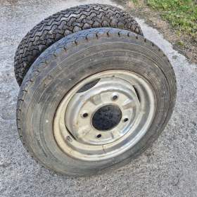 Fotka k inzerátu pneu i s disky na Trabanta / 13487099