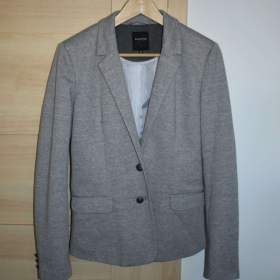 Fotka k inzerátu Prodám šedé dámské sako / 16874412