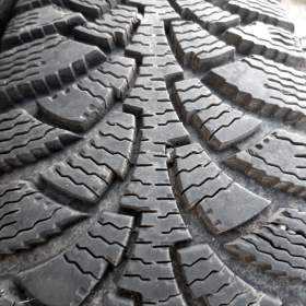 2ks zimních pneu 165/70 R13 Vraník  / 19603874