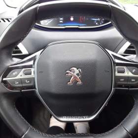 Foto inzerátu Peugeot 3008 1.2 PureTech 96 kW – pravidelný servis 