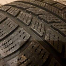 Foto inzerátu PNEU 245/50/18,ZIMNI,2KS,WINGUARD SPORT,VZOREK 6MM STRED-4MM KRAJE