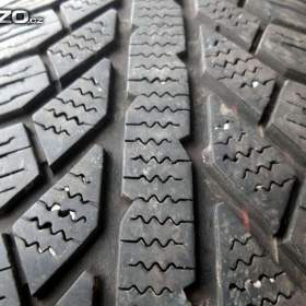 Po 2ks zimních pneu 195/65 R15:   / 19604367