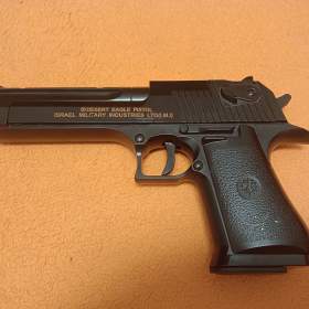 Pistole  / 19604405