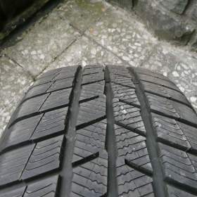 Sada zimních pneu Barum 225/60 R17 / 19606288