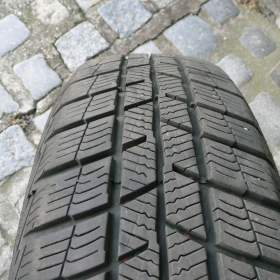 Sada zimních pneu Barum 165/70 R14 / 19606306