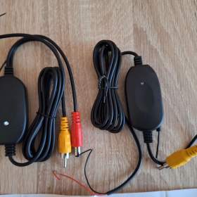 Foto inzerátu Xtrons 2,4 G pro bezdrátový přenos RCA videa couvací kamery