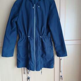 Fotka k inzerátu Dámská parka modrá  / 19629379