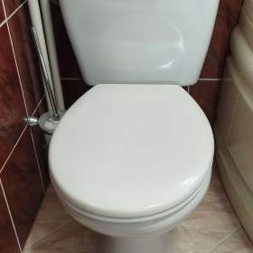 Fotka k inzerátu Záchod / 17407793