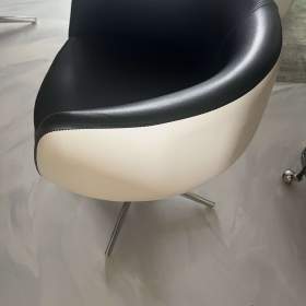 Fotka k inzerátu OTÁČECÍ KŘESLO  / 12419680