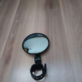 Foto inzerátu zpětné zrcátko