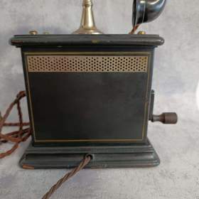 Foto inzerátu Historicky telefon na kliku cca 1920-1930 do sbírky, dekorace