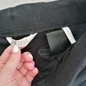 Foto inzerátu Oblečení na slečnu