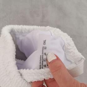 Foto inzerátu Dámské oblečení