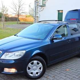 Fotka k inzerátu Š. Octavia II Combi 2.0 TDI 103 kW, Facel., r. 2012, ČR, Serviska, 269 tkm / 19491684