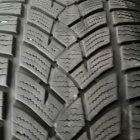Sada zimních pneu 225/55 R18 Goodyear / 19612212