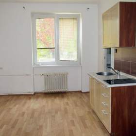 Pronájem, byt 1+kk, 21 m2, Ostrava- Poruba, ul. Stavební / 19614542