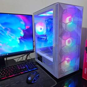 Fotka k inzerátu 🔥  Herní PC i5 | RX 580 | 16GB RAM | 1TB SSD | 6xRGB | WiFi | Win11 / 19619700