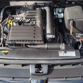 Foto inzerátu VW Golf Sportsvan 1,2TSi 63kW benzín Comfortline