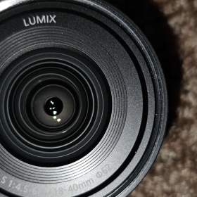 Foto inzerátu Prodávám objektiv Panasonic Lumix S 18-40 mm f/4,5-6,3