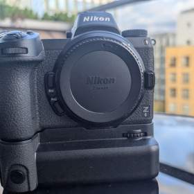 Foto inzerátu Nikon Z6 15k GRIP