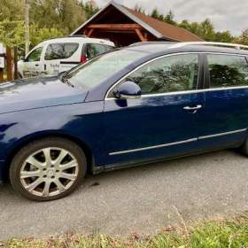 VW Passat / 19618043