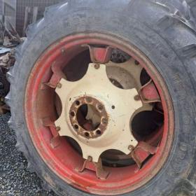 Foto inzerátu Zadní kola zetor uřI