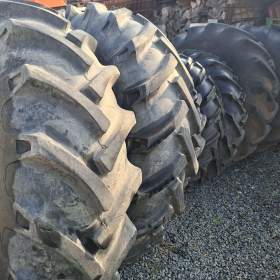 Foto inzerátu Zadní kola zetor uřI