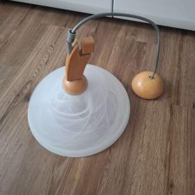 Fotka k inzerátu Krásný lustr kombinace dřevo mléčné sklo, český výrobce  / 19536026