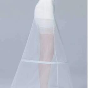 Foto inzerátu Bílá dámská spodnička Beautelicate vel. L