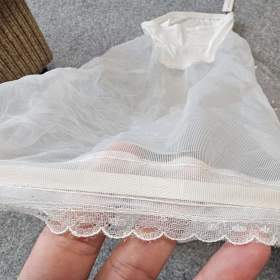 Foto inzerátu Bílá dámská spodnička Beautelicate vel. L