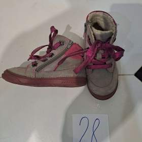 Foto inzerátu Dětské zimní kožené botičky vel. 27/28 zn. D.D.STEP