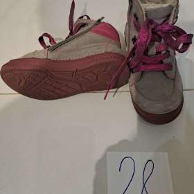 Foto inzerátu Dětské zimní kožené botičky vel. 27/28 zn. D.D.STEP