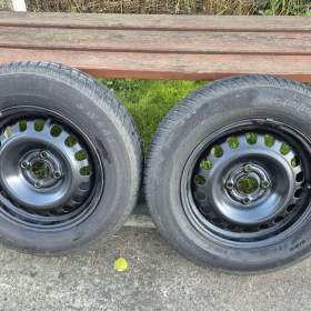 Fotka k inzerátu 2x zimní pneu na disku 185/70/14 Opel Corsa / 19548862