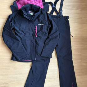 Dámská lyžařská bunda, kalhoty a příslušenství / 19620202