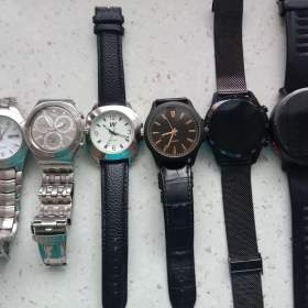 Fotka k inzerátu Hodinky  / 18367604