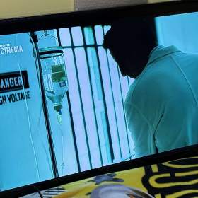 Fotka k inzerátu 42/107 cm LED TV LG 42LE5500 / 19381175