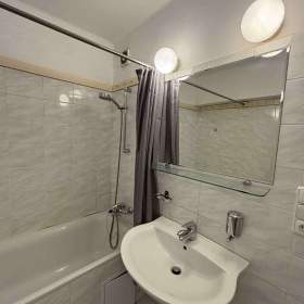 Foto inzerátu REZERVACE- CENTRUM 3+kk 67m2 + garáž ul.Sokolská třída