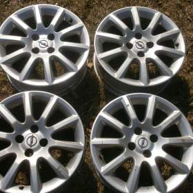Foto inzerátu 4xOriginál Litá kola na OPEL ASTRA H velikost 16tky.