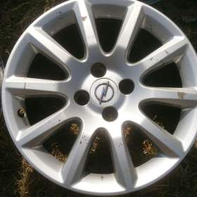 Foto inzerátu 4xOriginál Litá kola na OPEL ASTRA H velikost 16tky.