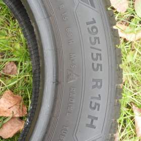 Foto inzerátu 4xCeloroční gumy BARUM  195/55 R15  2x8MM 2x7,2MM