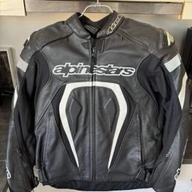 Fotka k inzerátu Kožená bunda Alpinestars Motegi  / 19609105