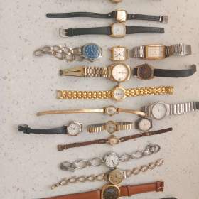 Fotka k inzerátu Nabízím zbirku hodinek  / 19651397