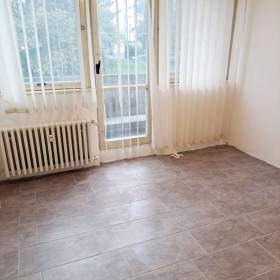 2+kk Kopřivnice, možnost zdarma zařídit, 14.900 Kč i s energiemi. Volný za pár dnů. / 19624109